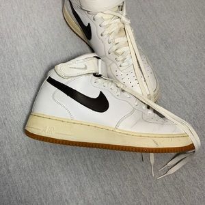 Nike Air Force one mid gumsole RARE 10.5